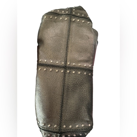 Michael Kors silver metallic studded Astor satchel bag EUC - Picture 4 of 10